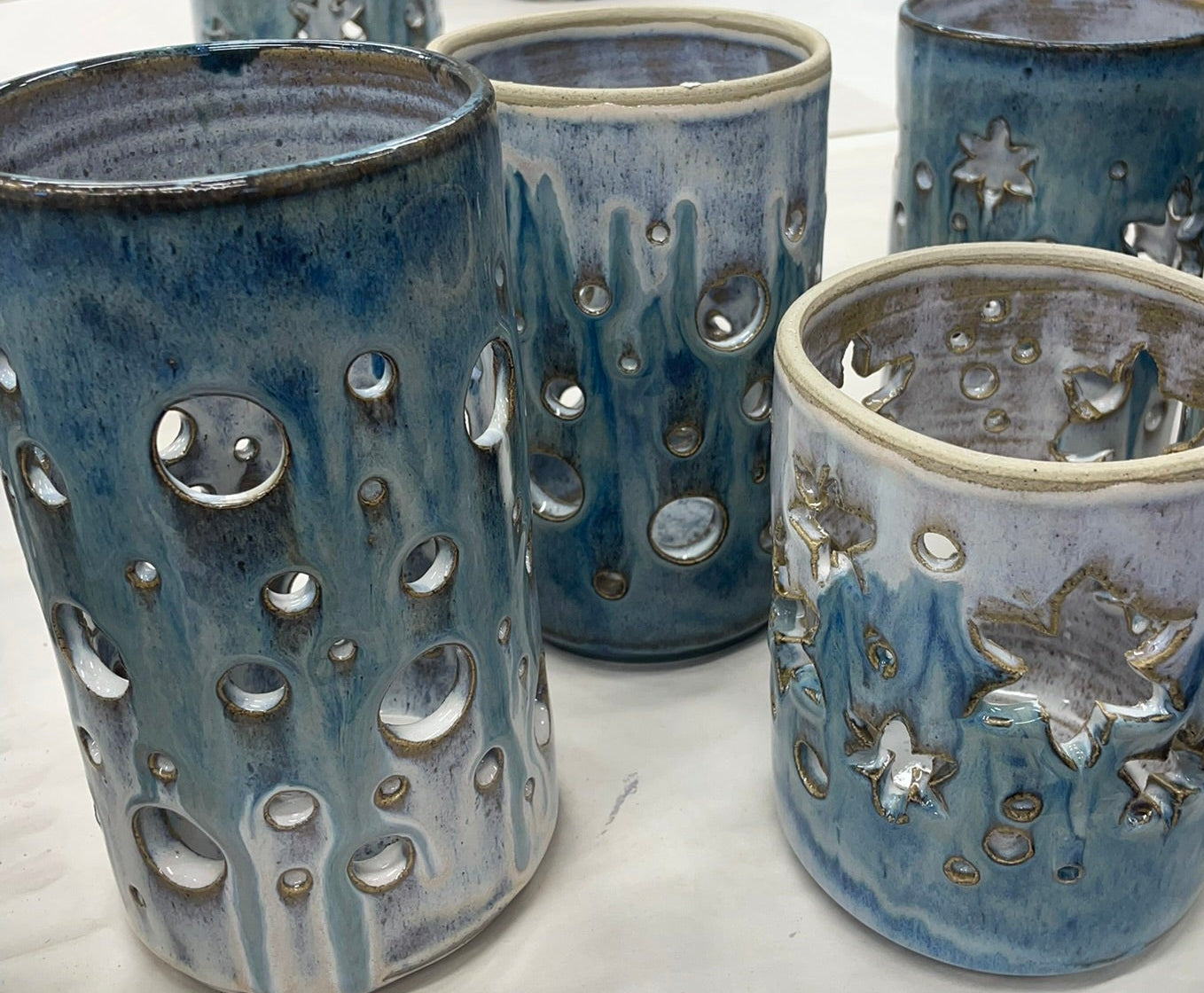 Blue and white drip design luminaries 